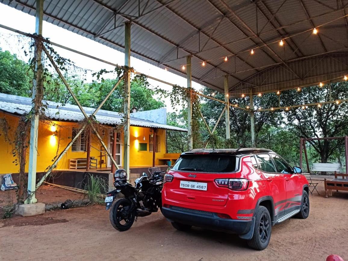 Hornbill Farm Resort Haiderabad Buitenkant foto